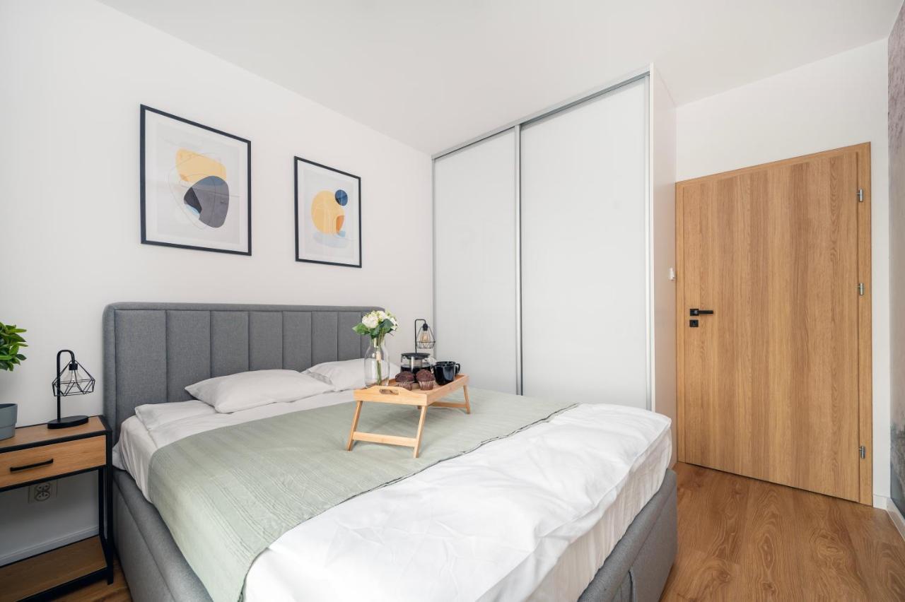 9Th Floor Lodz Manufaktura Apartments With Parking By Rentujemy Bagian luar foto
